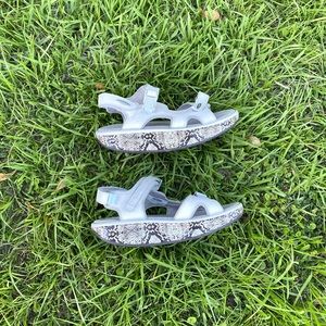 MBT Kisumu White Python Snake Print Leather Sandals Size 8 - 8.5